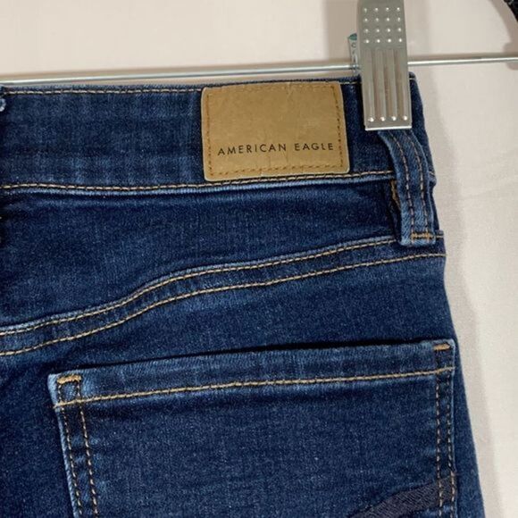 American Eagle Dark Wash High Rise Jeggings - Picture 6 of 10